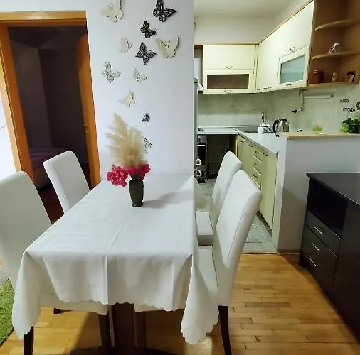 Apartment Aleksandra 3